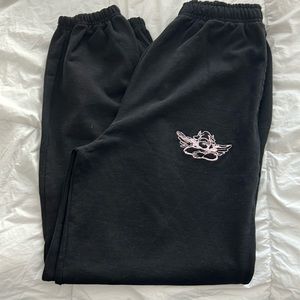 Boys Lie black cotton sweats with pink logo size XL NWOT